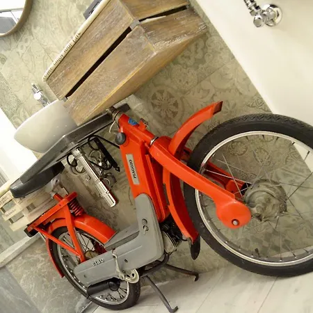 I Pupi - Sicilian Daire *