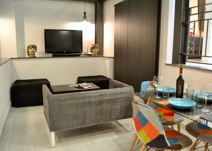 I Pupi - Sicilian * Джардини-Наксос