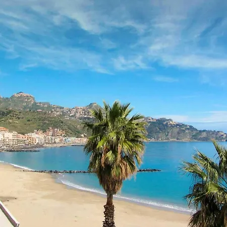 I Pupi - Sicilian Giardini Naxos